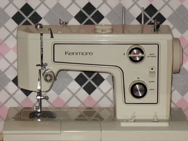 VTG Kenmore Sewing Machine - Assistance League of Tucson