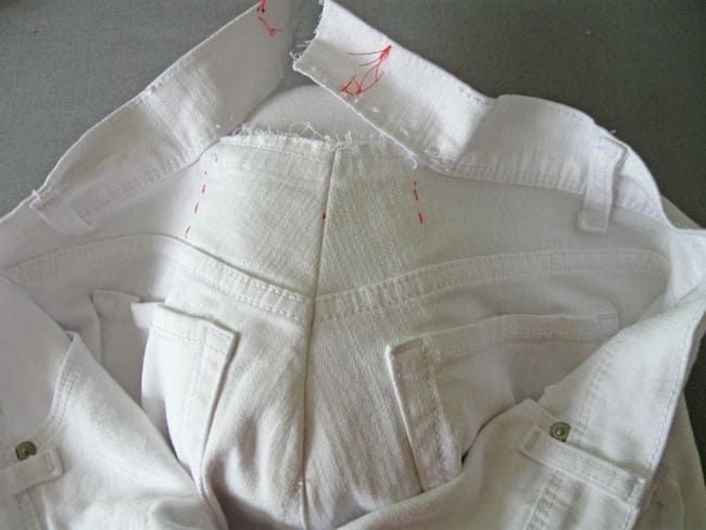 How to insert Elastic into Jeans Waistband — Sum of their Stories Craft Blog